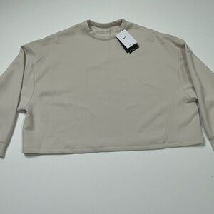 Nike Women’s Dri-Fit Oversized Crew Neck Sweatshirt-24.7 ImpossiblySoft